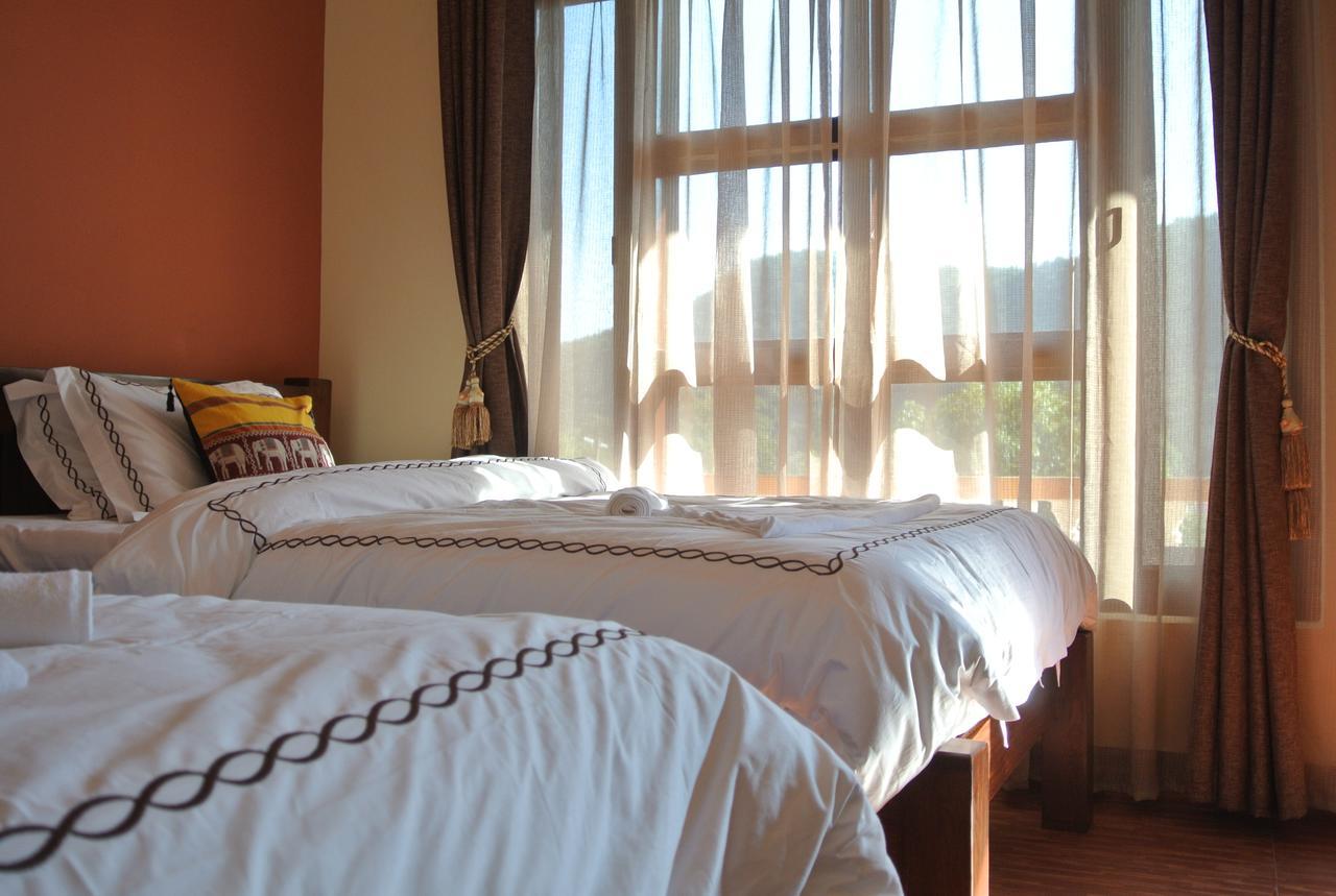Hotel Homeland Pokhara Kültér fotó