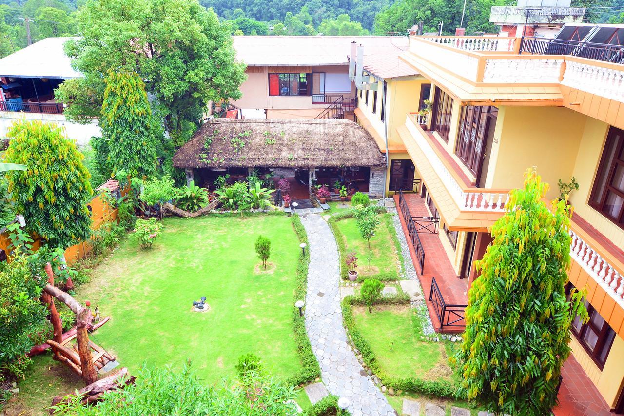 Hotel Homeland Pokhara Kültér fotó