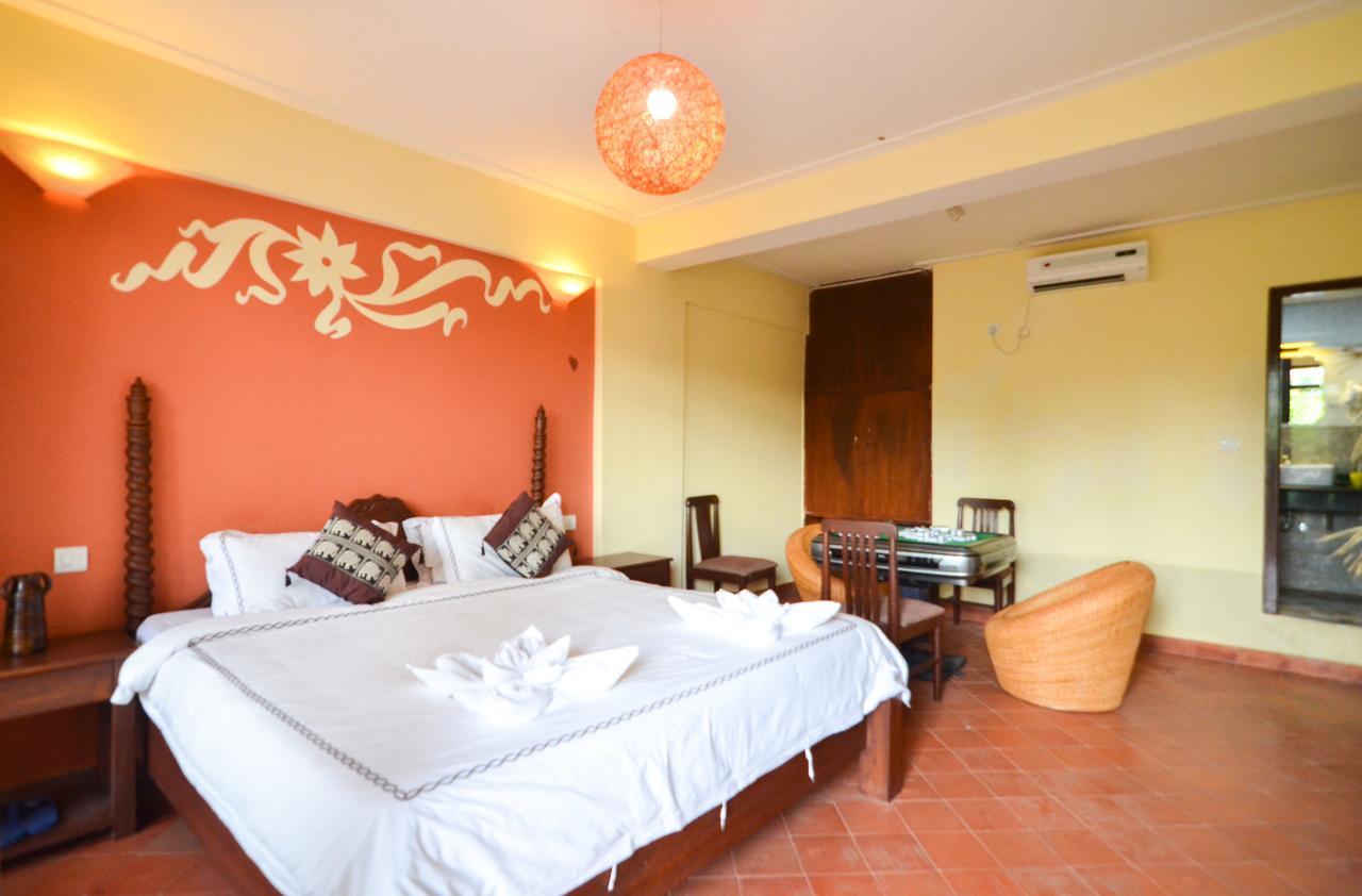 Hotel Homeland Pokhara Kültér fotó