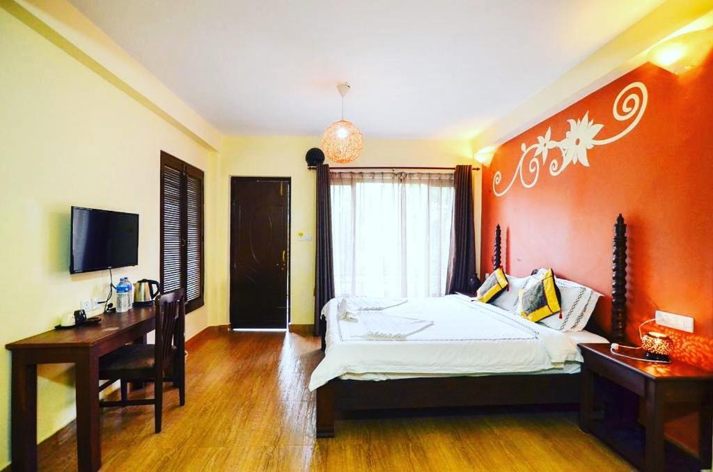 Hotel Homeland Pokhara Kültér fotó